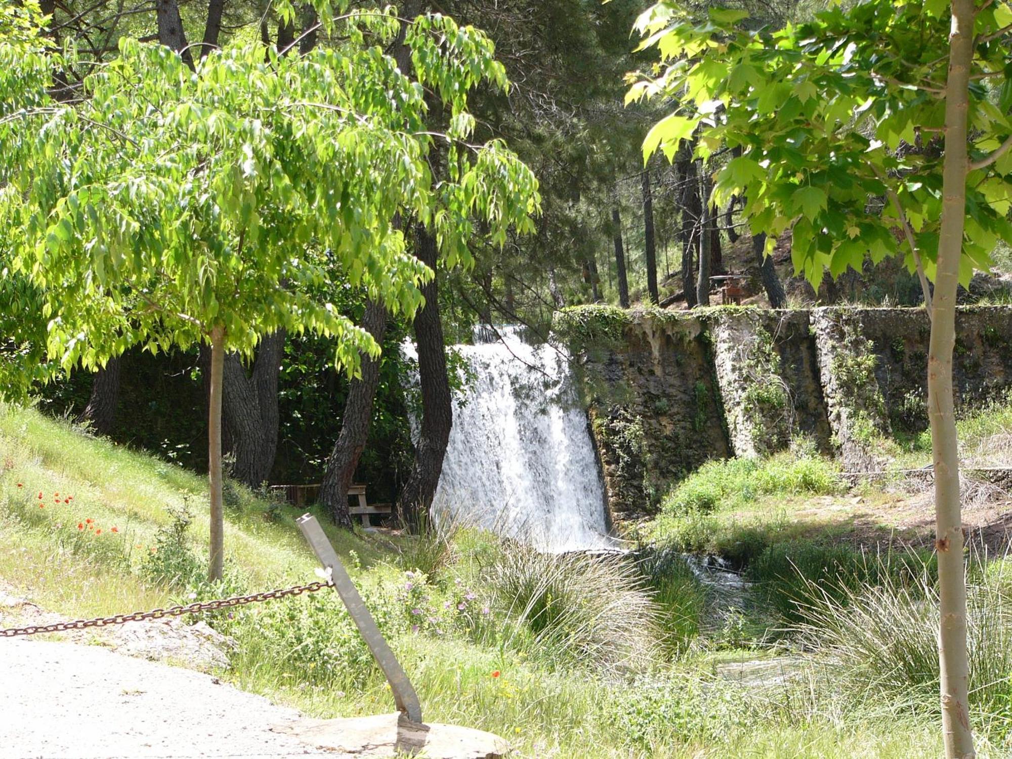 Vila El Enebro Villaverde De Guadalimar Exteriér fotografie