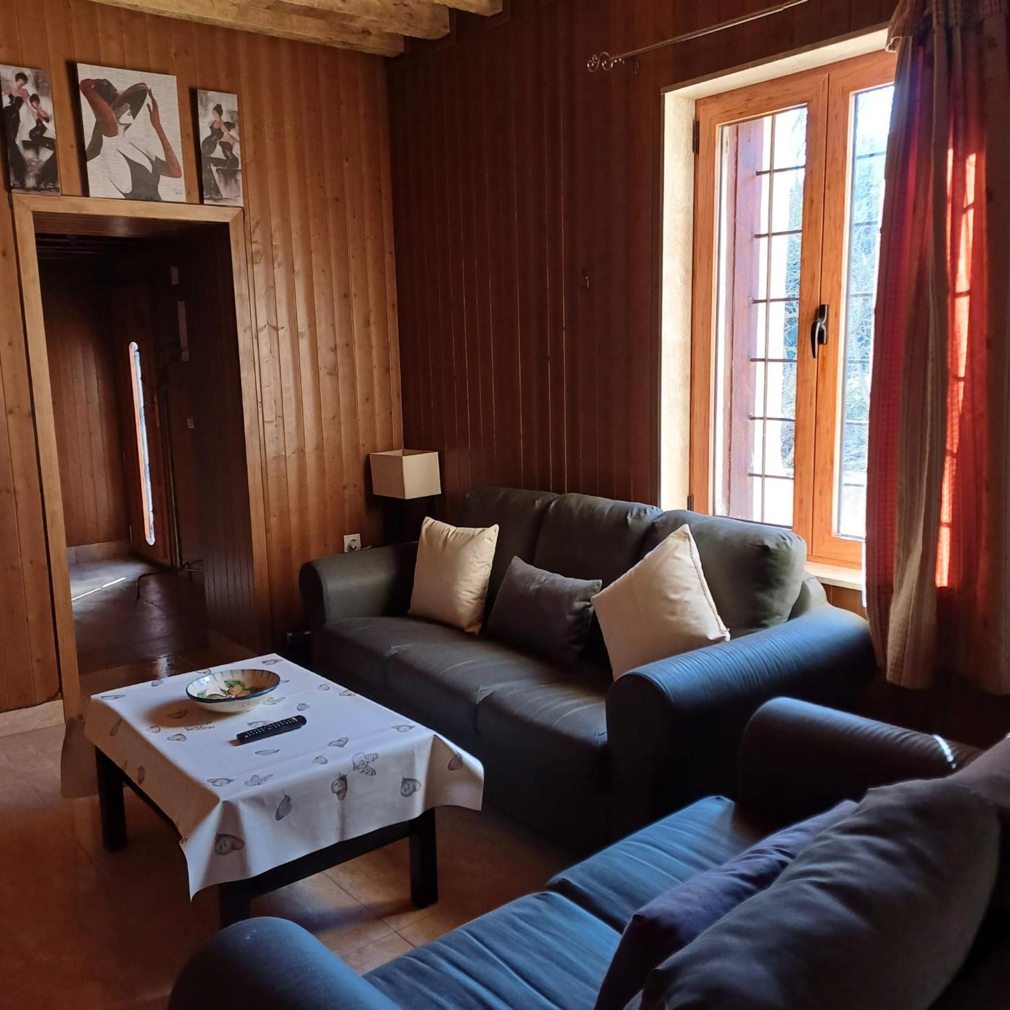 Vila El Enebro Villaverde De Guadalimar Exteriér fotografie